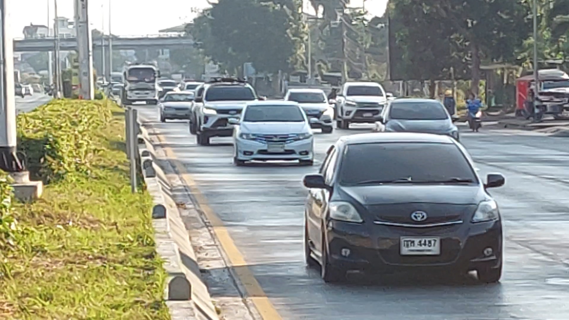 การจราจรบน ถนนเพชรเกษม ขาขึ้น-ขาล่อง 14 จังหวัดภาคใต้