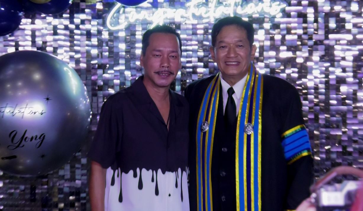 “โย่ง เชิญยิ้ม” รับปริญญากิตติมศักดิ์ 