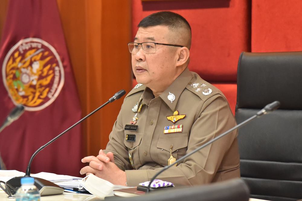 ส่องโปรไฟล์ บิ๊กเด่น ผบ.ตร.คนใหม่ เก่งปราบปรามอาชญากรรมไซเบอร์ ส่องโปรไฟล์ บิ๊กเด่น ผบ.ตร.คนใหม่ เก่งปราบปรามอาชญากรรมไซเบอร์