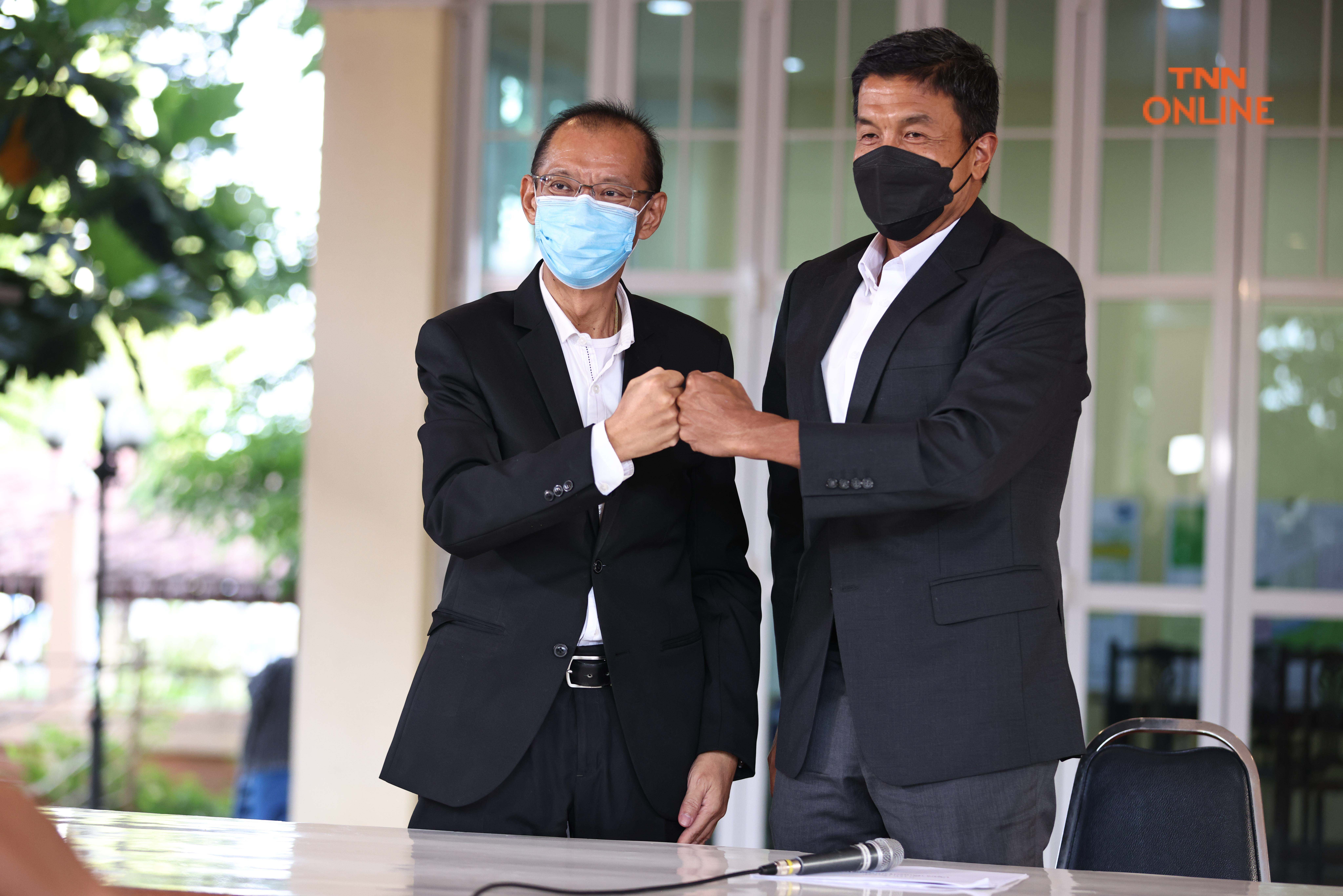 ชัชชาติผนึกกำลังผู้ว่าหมูป่า หารือแก้ปัญหาน้ำ ฝุ่น จราจร แบบไร้รอยต่อ ชัชชาติผนึกกำลังผู้ว่าหมูป่า หารือแก้ปัญหาน้ำ ฝุ่น จราจร แบบไร้รอยต่อ