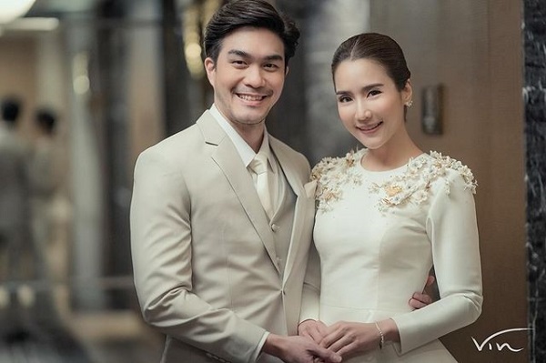 จั๊กจั่น-เค วัฒนา ควงคู่เข้าพิธีมงคลสมรส (มีคลิป)   