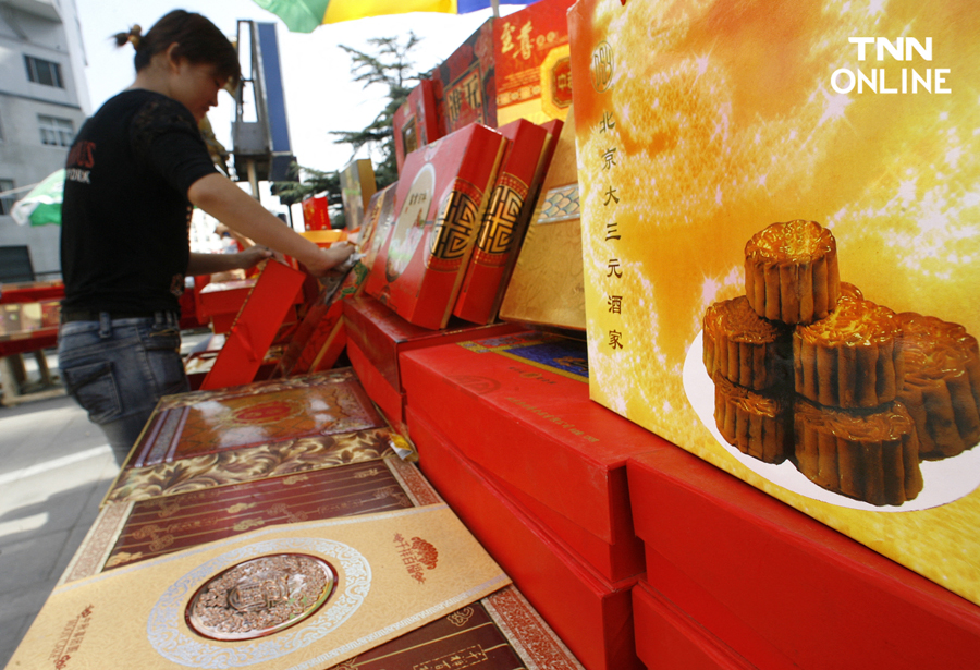 วันไหว้พระจันทร์ เปิดประวัติความเป็นมา ใช้อะไรบ้าง ควรไหว้กี่โมง?