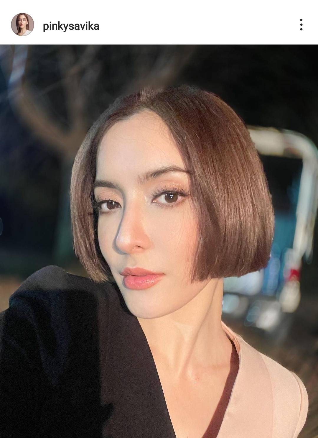 “ตุ้ย ธีรภัทร์” ลงคลิปเล่นกับน้องหมา ชาวเน็ตโฟกัสเสียงผู้หญิงคุ้นๆ คล้าย “พิ้งกี้”