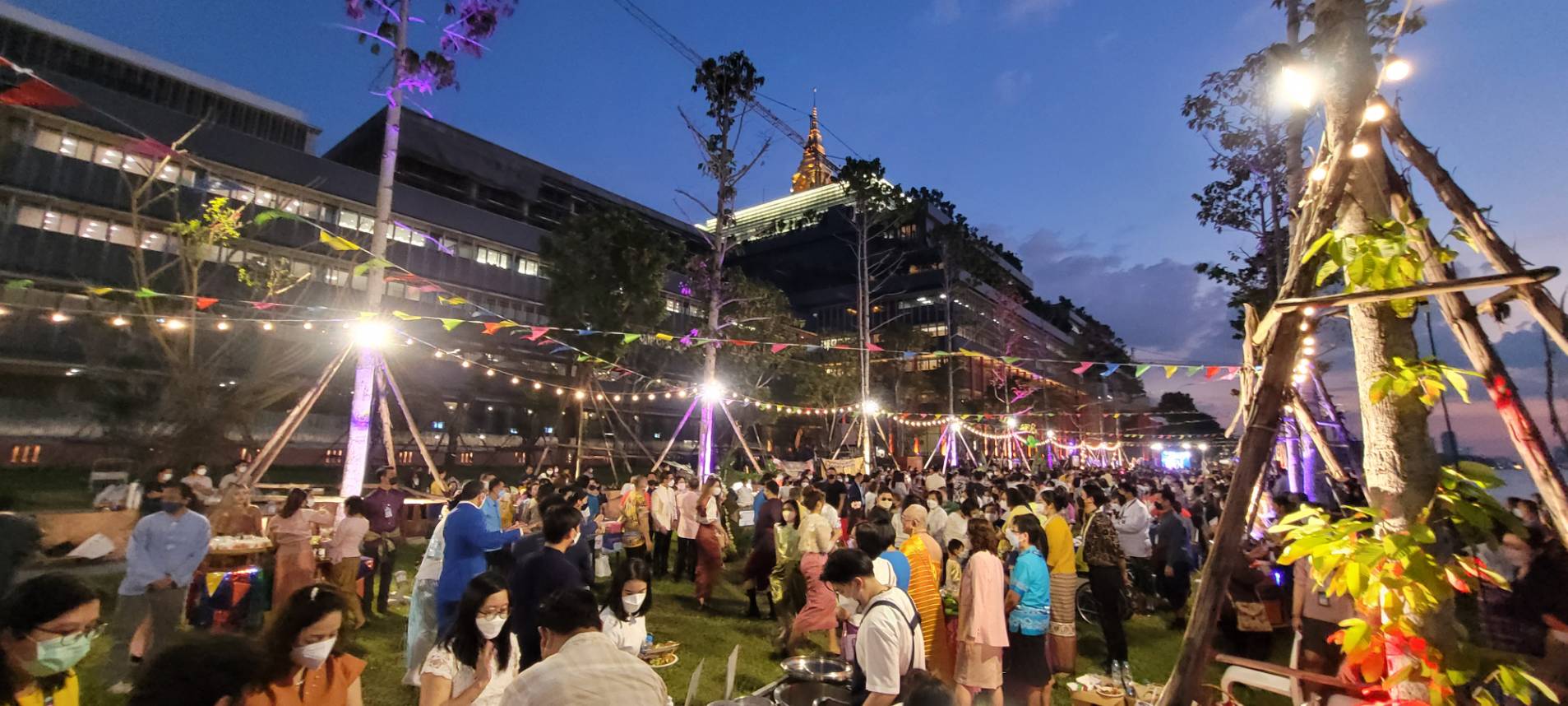 ลอยกระทง 2564 ที่สัปปายะสภาสถาน ยลความงามแลนด์มาร์คแห่งใหม่กรุงเทพฯ ลอยกระทง 2564 ที่สัปปายะสภาสถาน ยลความงามแลนด์มาร์คแห่งใหม่กรุงเทพฯ