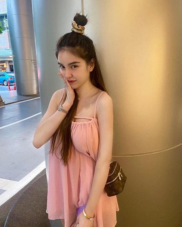 “ครูเต้ย” โพสต์ซึ้ง ขอโทษลูกสาว ที่ทำให้ไม่ได้ใช้ชีวิตแบบคนปกติ (มีคลิป) 