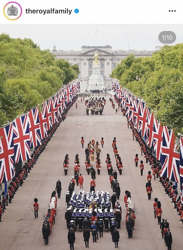 พระบรมศพ ‘ควีนเอลิซาเบธที่ 2’ ฝังเคียงข้าง ‘เจ้าชายฟิลิป’ ณ โบสถ์น้อยเซนต์จอร์จ (มีคลิป)