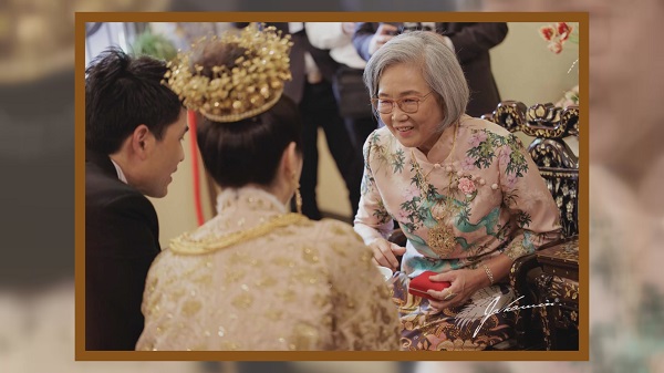 “ปอย -โอ๊ค” เข้าพิธีวิวาห์ - “อั๋น ภูวนาท” เผยความประทับใจ   (มีคลิป)