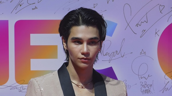 เจฟ ซาเตอร์ ทำเพลงให้คู่จิ้น บาร์โค้ด เสร็จเรียบร้อยแล้ว เจฟ ซาเตอร์ ทำเพลงให้คู่จิ้น บาร์โค้ด เสร็จเรียบร้อยแล้ว