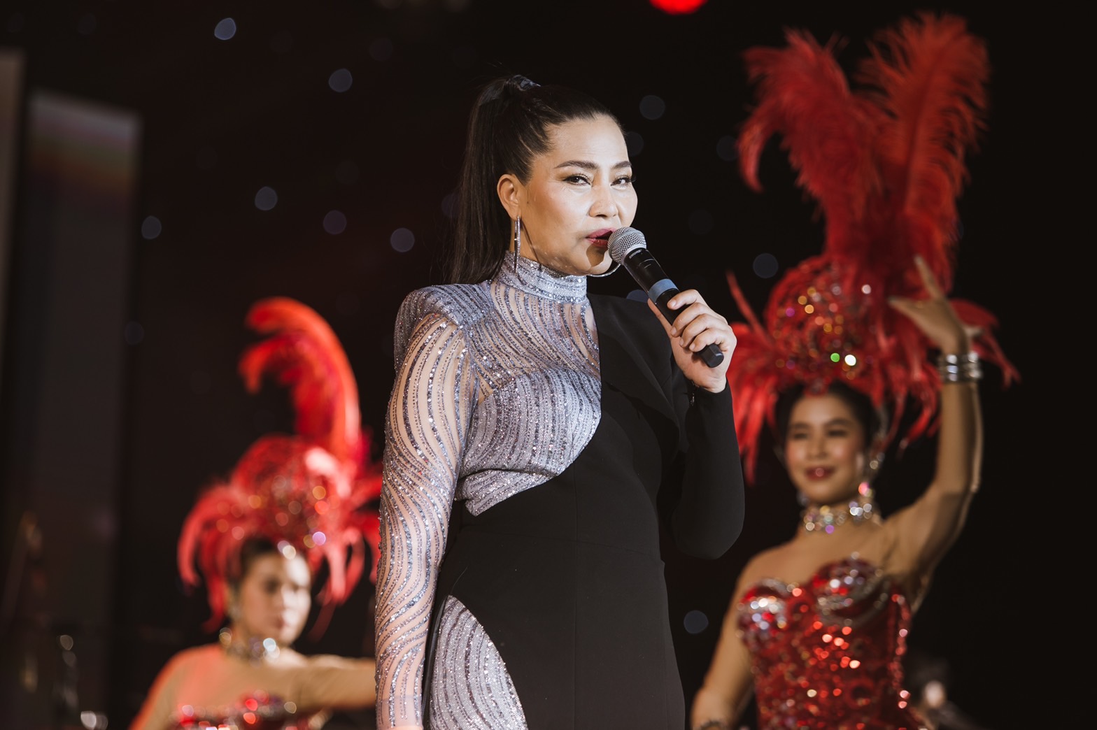 สุนารี ไม่กังวล หลังรับเป็นพรีเซ็นเตอร์ลอตเตอรี่ออนไลน์ ฝันอยากทุกรางวัลที่ 1 สุนารี ไม่กังวล หลังรับเป็นพรีเซ็นเตอร์ลอตเตอรี่ออนไลน์ ฝันอยากทุกรางวัลที่ 1