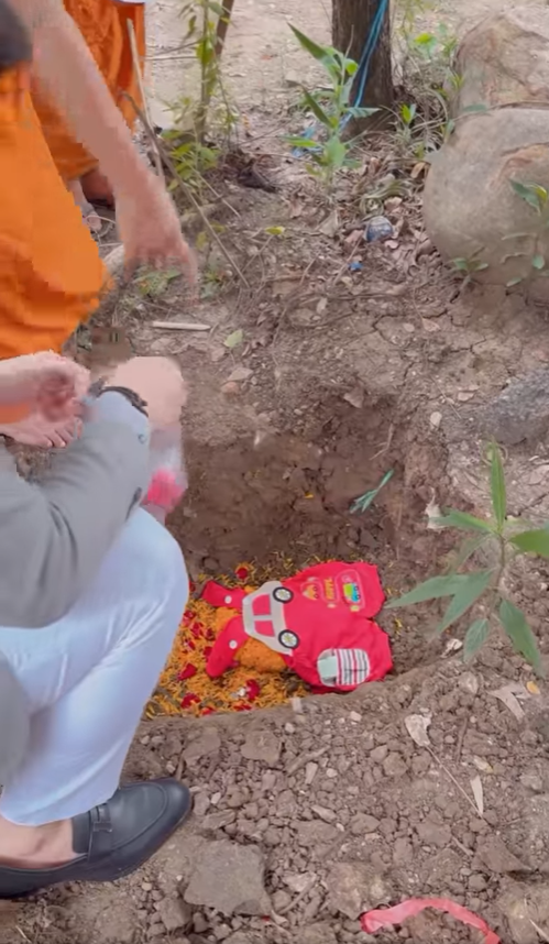 สุดเศร้า เจนนี่ รัชนก ทำบุญส่ง น้องเมฆดาว ไปเป็นเทวดาบนสวรรค์