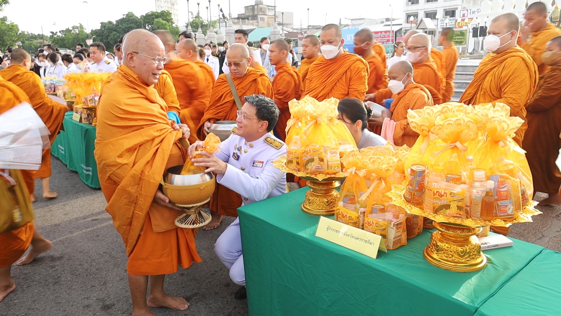 วันแม่แห่งชาติ ทั่วไทยร่วมทำบุญตักบาตร ถวายพระราชกุศล 12 สิงหาคม 2566