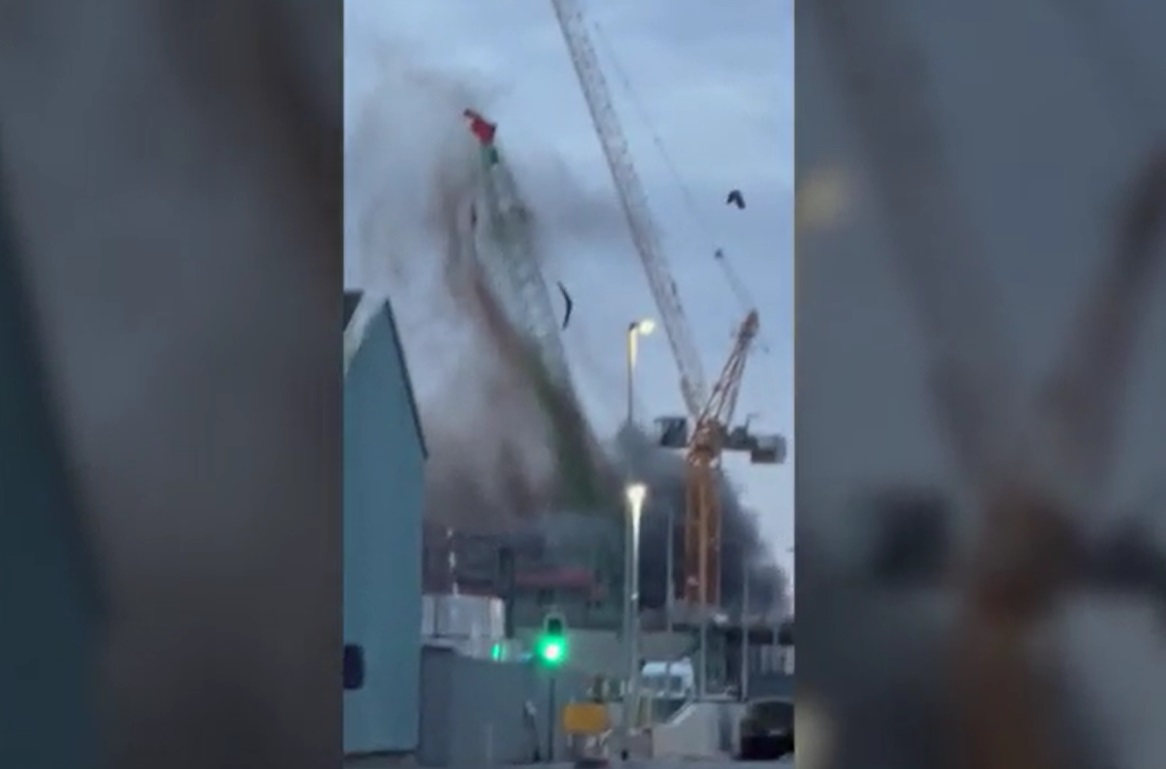 เปิดภาพนาที ระเบิดสมัยสงครามโลกครั้งที่ 2 เกิดตูมสนั่นเขย่าอังกฤษ