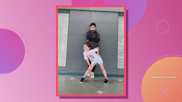 “แม่โบว์”ภูมิใจ “พี่ออโต้-น้องมะลิ” โชว์สเต็ปแดนซ์สุดพริ้ว (มีคลิป)