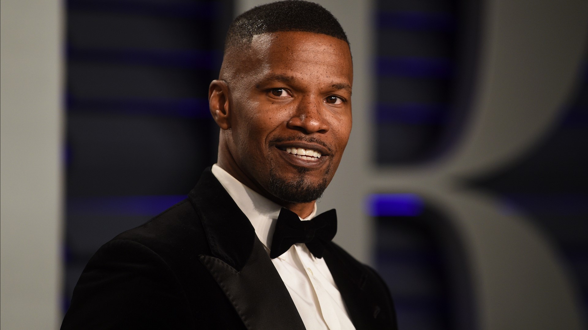 “Jamie Foxx” ออกจากโรงพยาบาลแล้ว ลูกสาวโต้สื่อปล่อยข่าวมั่วป่วยหนักใกล้ตาย