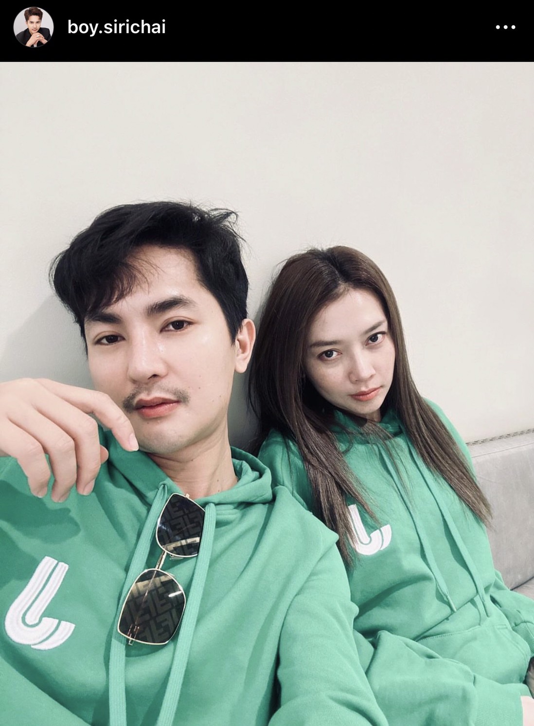 แอน อรดี - บอย ศิริชัย จับมือเข้าวิวาห์แต่กลายเป็นประเด็นดราม่า หลังไร้ชื่อพ่อแม่ ในการ์ดงานเเต่ง