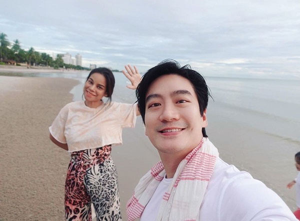 “โอปอล์” อวดลุคแซ่บสายฝอ “หมอโอ๊ค” ขอแซวภรรยา  (มีคลิป)