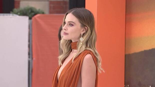 หวีดรับความหล่อล่ำ!! เผยลุค ‘ไรอัน กอสลิ่ง’ ในบท ‘เคน’ จากหนัง Barbie หวีดรับความหล่อล่ำ!! เผยลุค ‘ไรอัน กอสลิ่ง’ ในบท ‘เคน’ จากหนัง Barbie