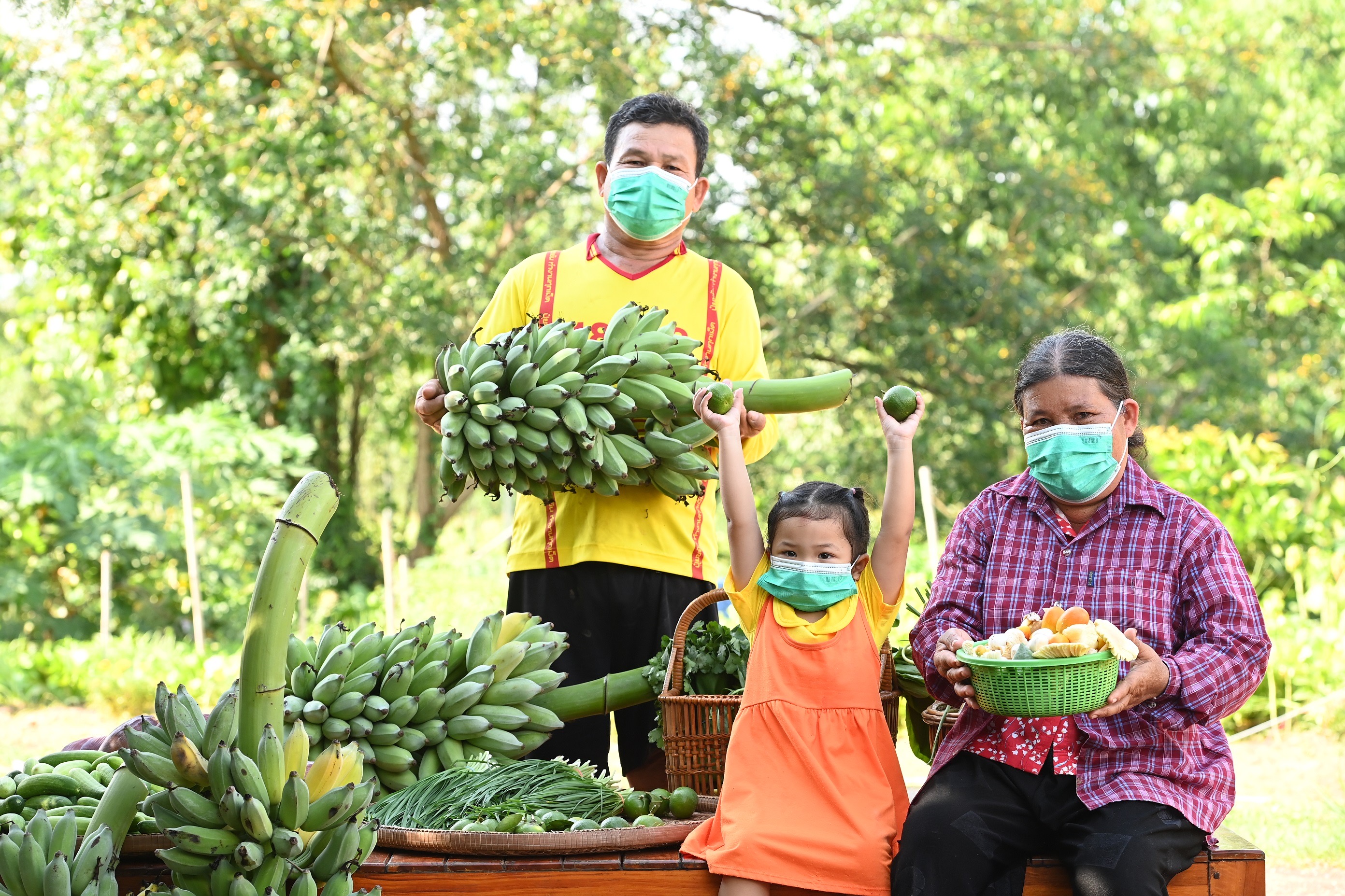 ปันน้ำปุ๋ย จากฟาร์มสุกรซีพีเอฟ ดูแลเกษตรกรสู้ภัยแล้ง ด้วยหลักเศรษฐกิจหมุนเวียน