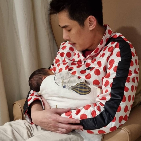 กันต์ กันตถาวร ไม่พบเชื้อทั้งครอบครัว ด้าน ฟลุค เกริกพล เชื้อลงปอด กันต์ กันตถาวร ไม่พบเชื้อทั้งครอบครัว ด้าน ฟลุค เกริกพล เชื้อลงปอด