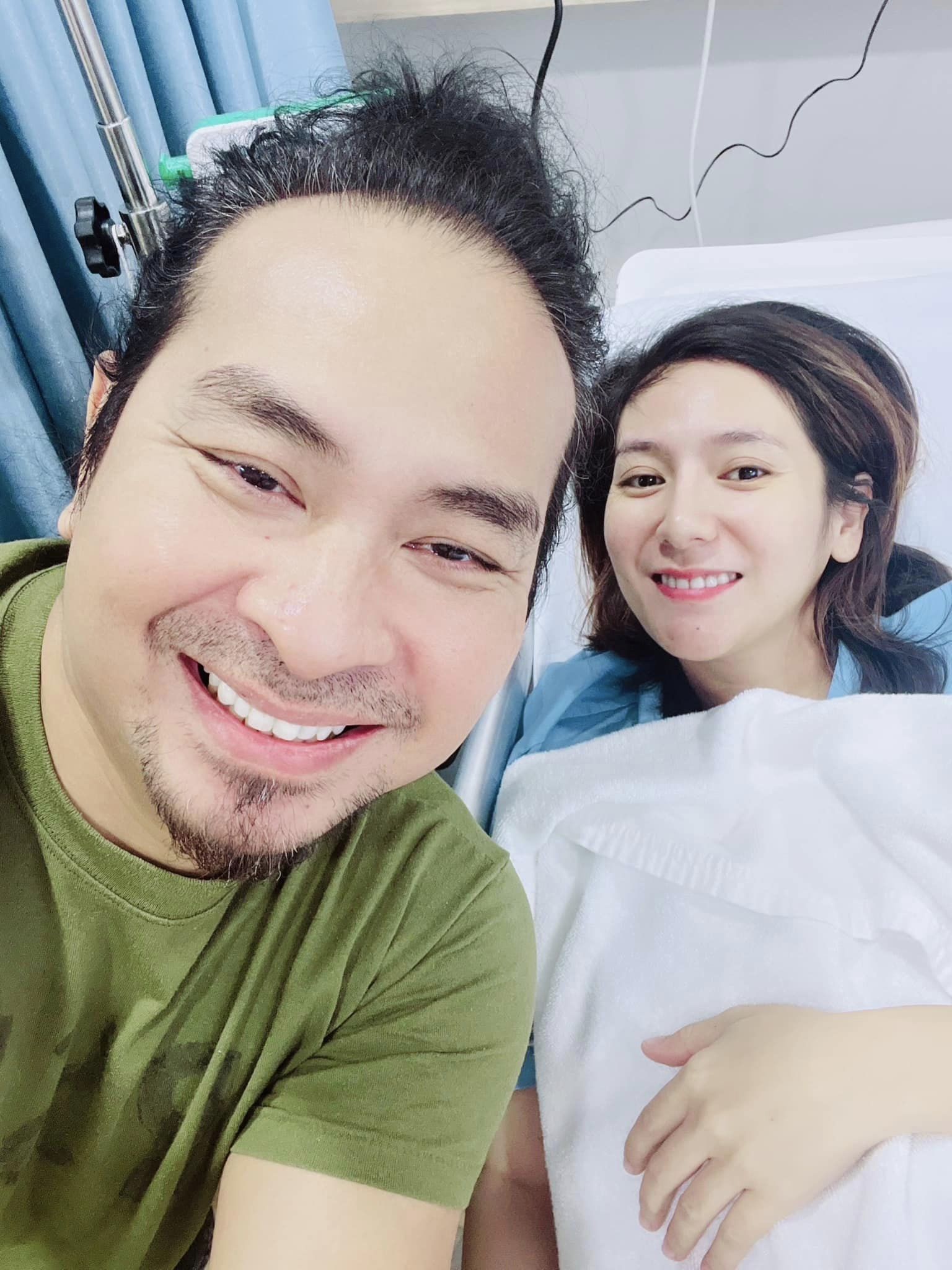 เป้ ไฮร็อก เล่านาทีชีวิต ภรรยามีปัญหาลำไส้ขณะตั้งท้องลูกสาว เผย ตอนนี้นี้เหมือนตายแล้วเกิดใหม่ เป้ ไฮร็อก เล่านาทีชีวิต ภรรยามีปัญหาลำไส้ขณะตั้งท้องลูกสาว เผย ตอนนี้นี้เหมือนตายแล้วเกิดใหม่