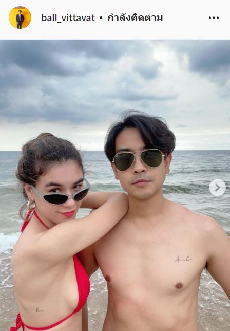 บอล วิทวัส  และ เจมส์ ธีรดนย์ เผยโมเมนต์หวานฉ่ำวันครบรอบ 8 ปี 