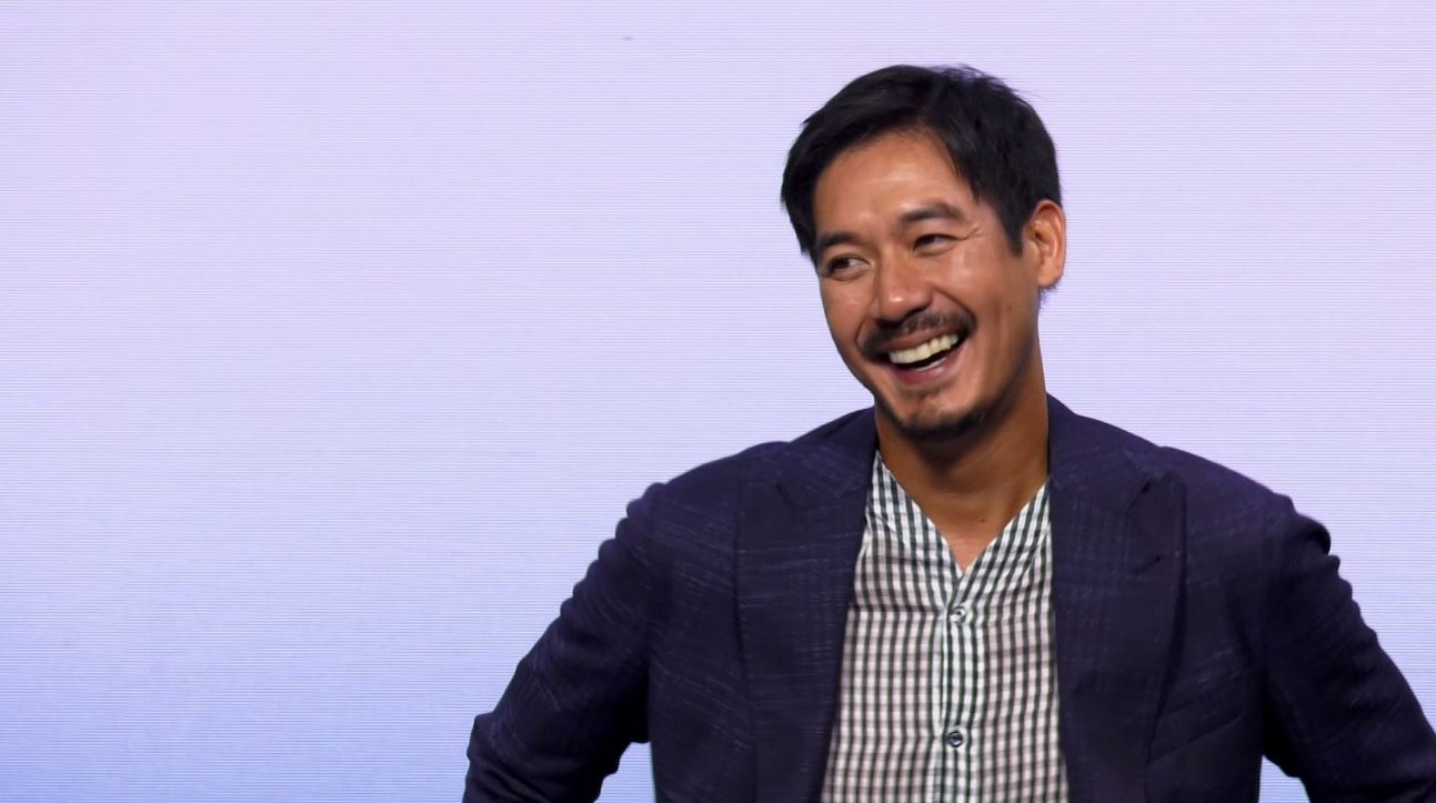 “เวียร์ ศุกลวัฒน์” พาครอบครัวหนี้ปัญหาฝุ่นในเมืองกรุง