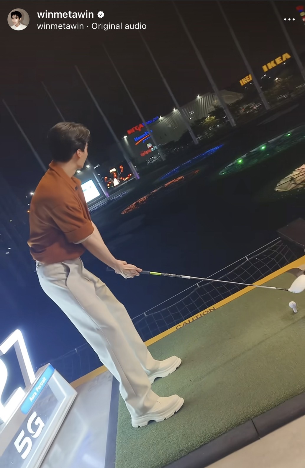 ชงแก้วแตก! ไบร์ท-วิน ตอบคอมเมนต์กัน ทำแท็ก #ไบร์ทวิน ติดอันดับหนึ่ง ชงแก้วแตก! ไบร์ท-วิน ตอบคอมเมนต์กัน ทำแท็ก #ไบร์ทวิน ติดอันดับหนึ่ง