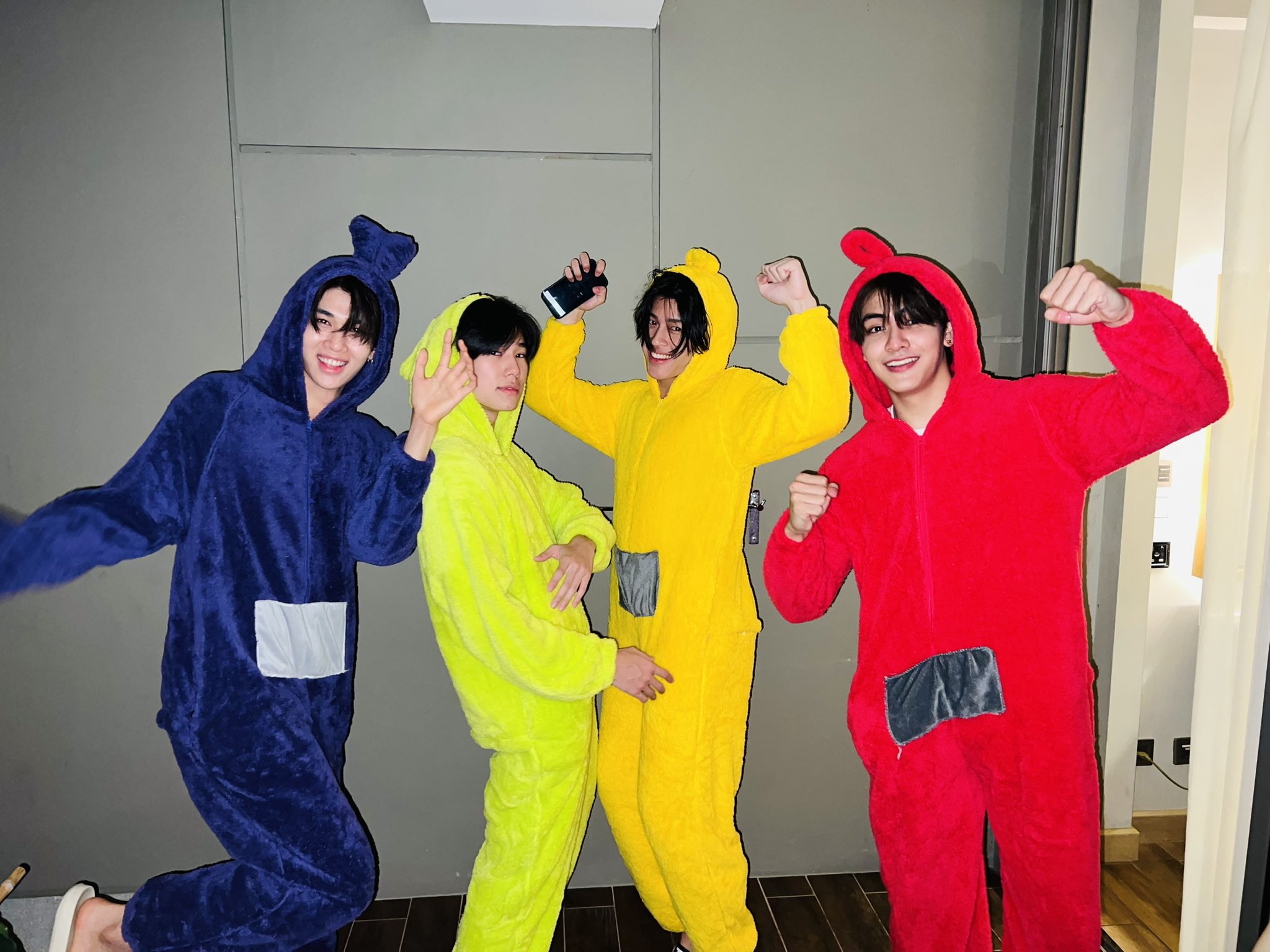 ส่องแฟชั่นสุดพีค! ไบร์ท-วิน ทำทีมร่วมงาน #GmmtvOuting2023