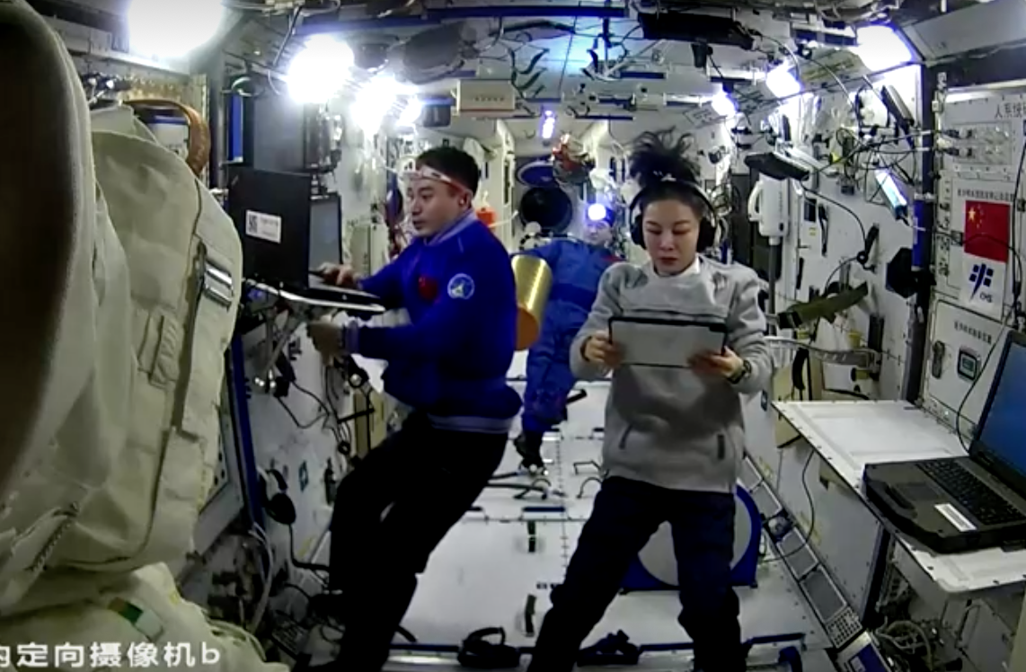 3 นักบินอวกาศจีนเตรียมสอนสดนอกโลก 9 ธ.ค.