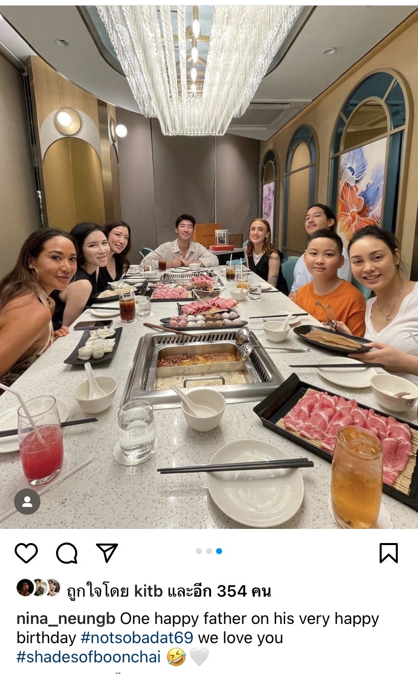 ภาพหาดูยาก เจ้าสัวบุญชัย ครอบครัวพร้อมหน้ากับลูกทั้ง 6 คน