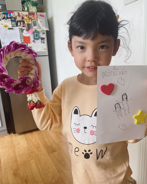 แตงโม นิดา บัณฑิตป้ายแดง เผยเรียนต่อ ป.โท ต่อยอดทำธุรกิจ