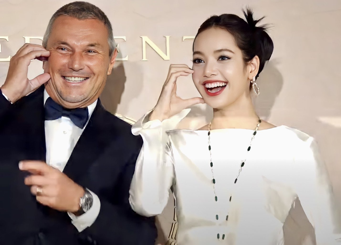 ยิ้มสยามสาดออร่า!! ‘ลิซ่า BLACKPINK’ สวยครองเทรนด์โลกในอีเวนต์ Bvlgari กรุงโซล