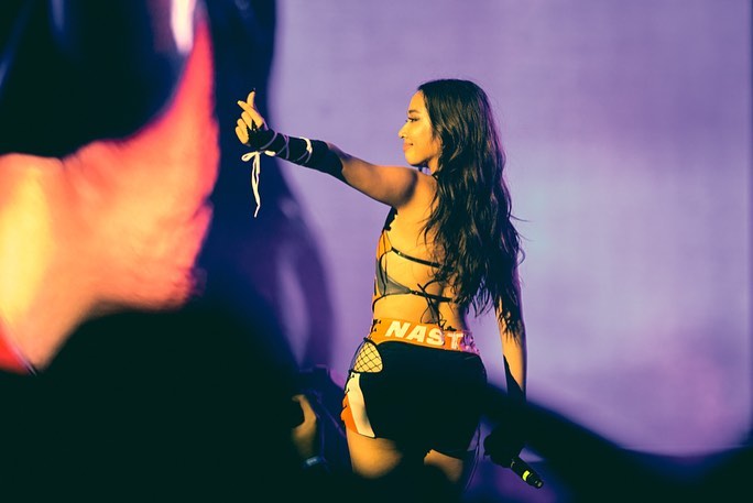 ปีของ 'นวย'!! 'มิลลิ' ร่วมงาน ‘DJ Snake’ & กระทบไหล่ 'Jessi' ในรอบ 2 วัน