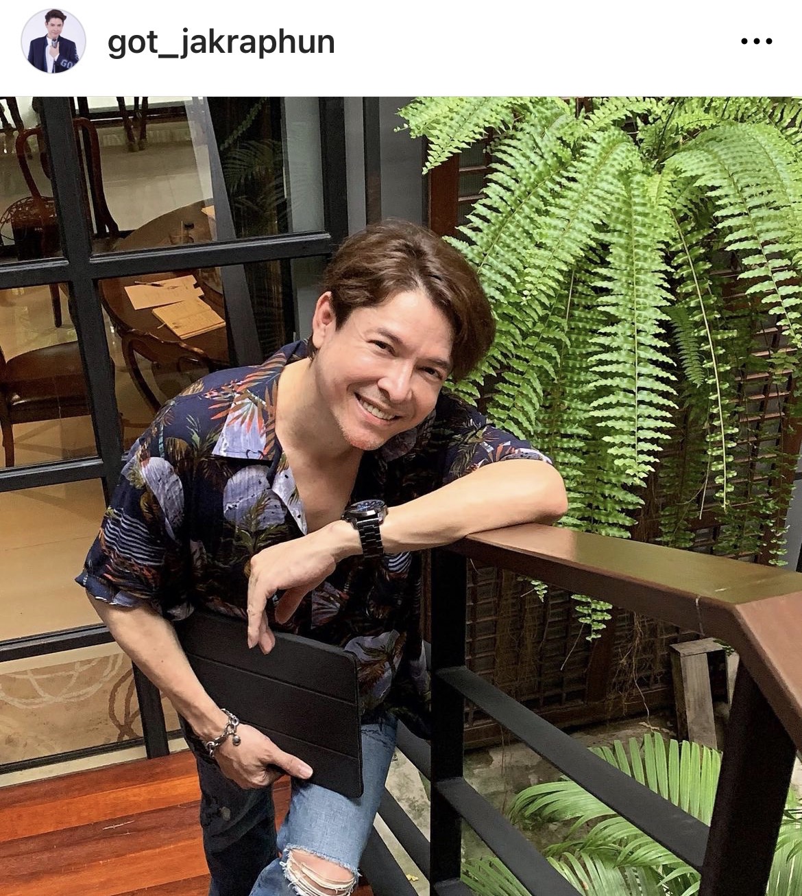 ก๊อท จักรพันธ์ สุดเดือด!! โพสต์รัวๆ ลาขาดแกรมมี่ ก๊อท จักรพันธ์ สุดเดือด!! โพสต์รัวๆ ลาขาดแกรมมี่