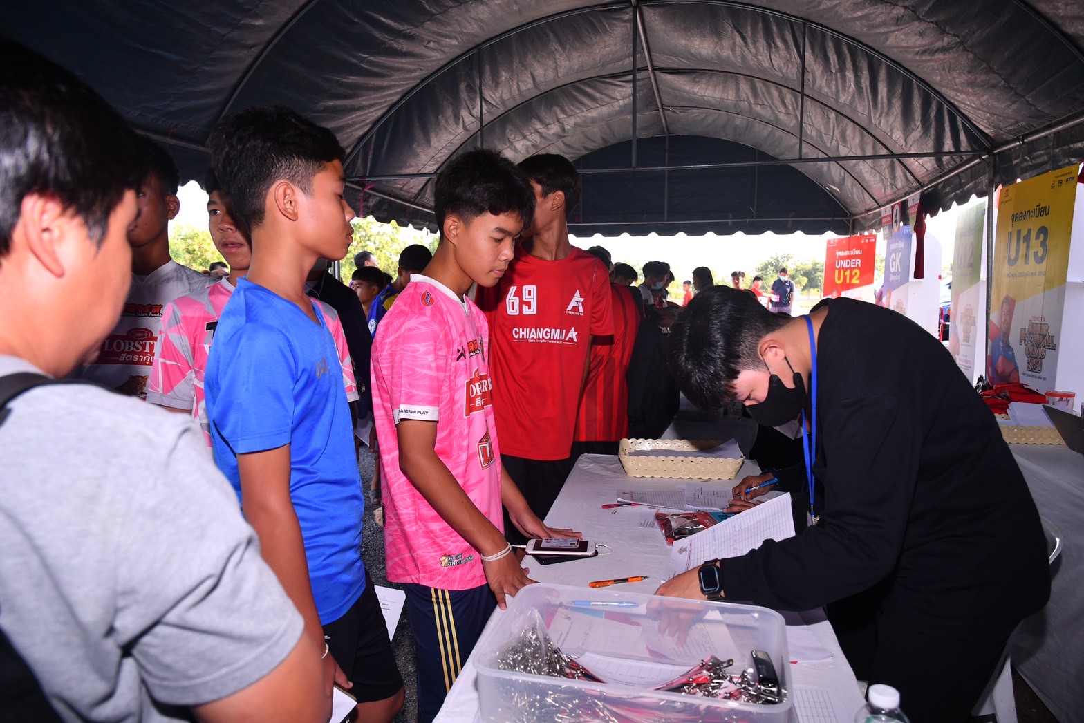 'โตโยต้าจูเนียร์ฟุตบอลคลินิก' สนาม4 บุกสุโขทัยได้เยาวชนฝีเท้าดีเพิ่มเติม