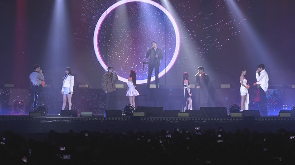  ไบร์ท – วิน – ดิว – นานิ จัดเต็มความสนุกในคอนเสิร์ตใหญ่ (มีคลิป)     