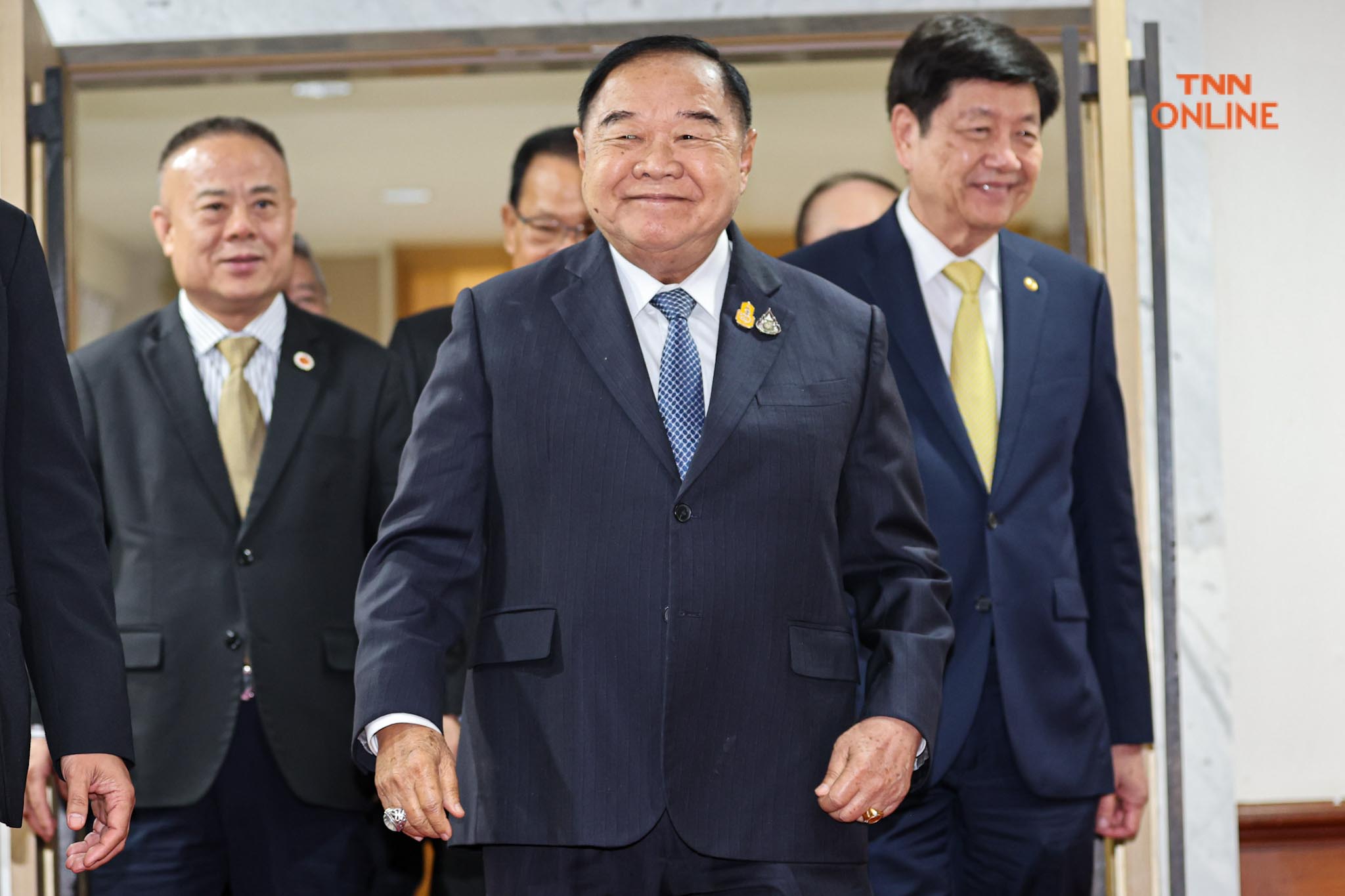 พล.อ.ประวิตร นำทีมเศรษฐกิจ พปชร. หารือร่วมหอการค้าไทย-จีน พล.อ.ประวิตร นำทีมเศรษฐกิจ พปชร. หารือร่วมหอการค้าไทย-จีน