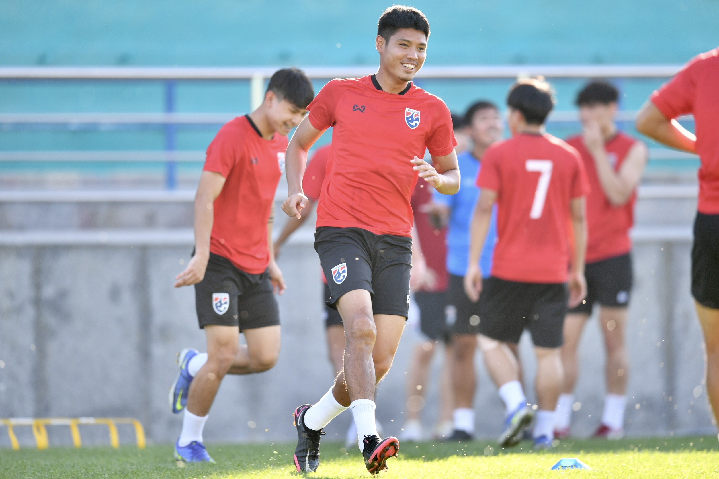 'โค้ชโย่ง' เปิดใจก่อนนำทีมชาติไทยU23ลงดวลเกาหลีใต้ศึกชิงแชมป์เอเชีย2022 'โค้ชโย่ง' เปิดใจก่อนนำทีมชาติไทยU23ลงดวลเกาหลีใต้ศึกชิงแชมป์เอเชีย2022