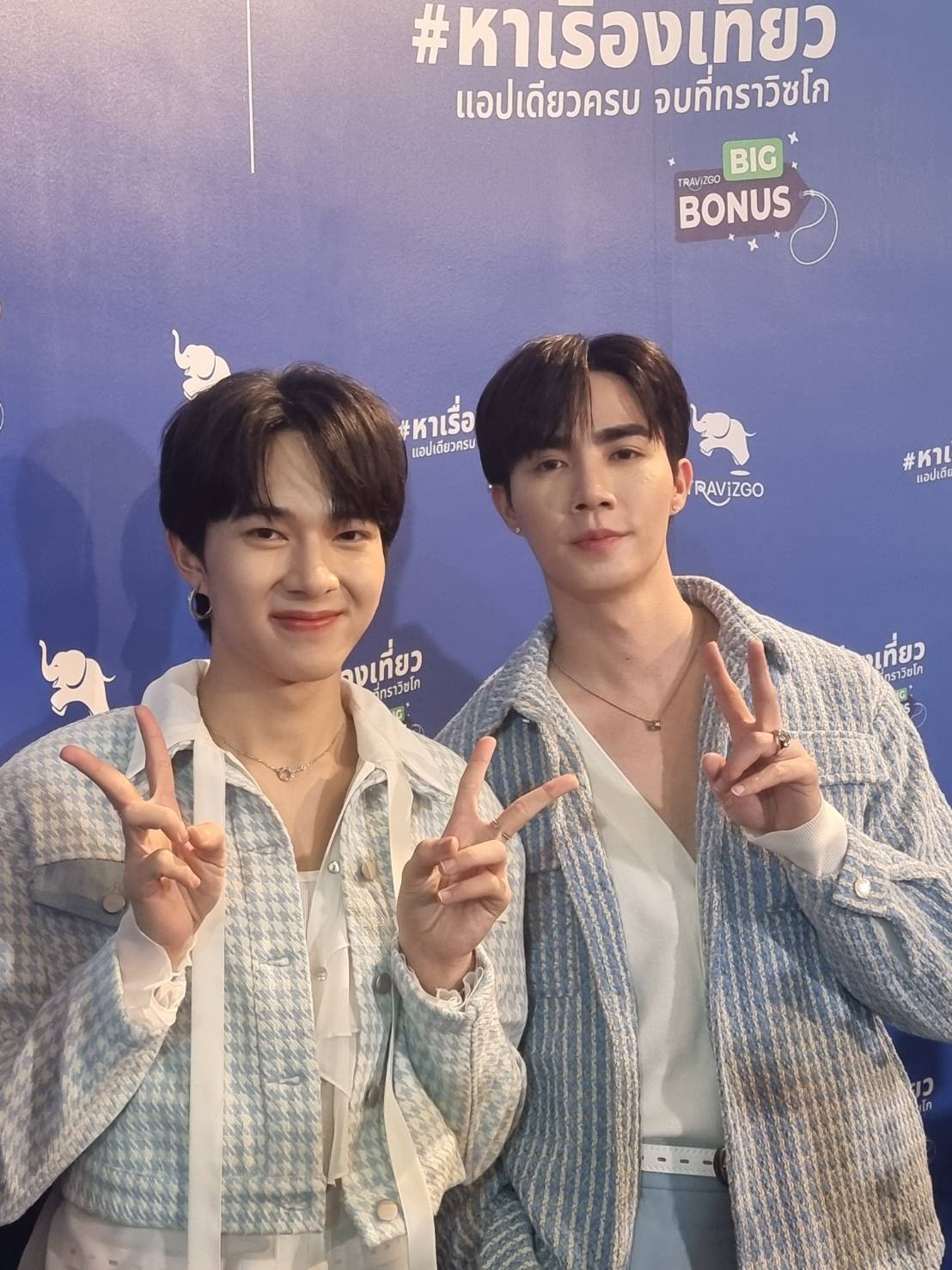 ซี - นุนิว เล่าโมเมนต์ควงคู่ดูคอนเสิร์ต BLACKPINK ซี - นุนิว เล่าโมเมนต์ควงคู่ดูคอนเสิร์ต BLACKPINK