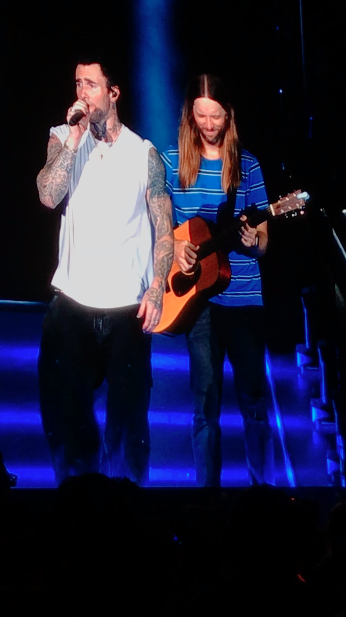 แฟนๆ ซูฮก!! ‘Adam Levine’ ท็อปฟอร์มในโชว์ Maroon 5 ครั้งที่ 6 ในไทย แฟนๆ ซูฮก!! ‘Adam Levine’ ท็อปฟอร์มในโชว์ Maroon 5 ครั้งที่ 6 ในไทย