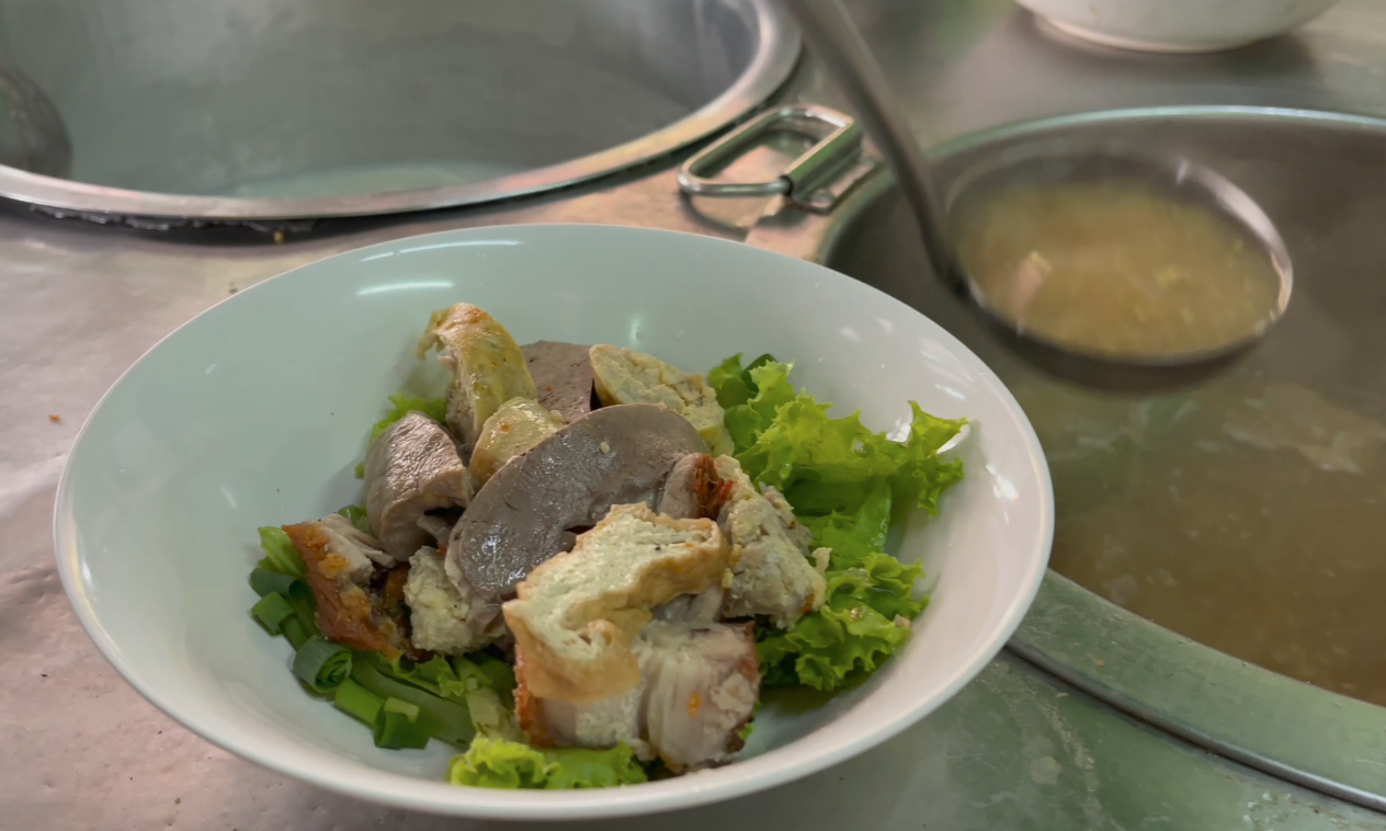 “ก๋วยจั๊บช้างม่อยตัดใหม่”เมืองเชียงใหม่ คว้ามิชลิน บิบ กูร์มองด์ “ก๋วยจั๊บช้างม่อยตัดใหม่”เมืองเชียงใหม่ คว้ามิชลิน บิบ กูร์มองด์