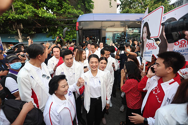 เลือกตั้ง 2566 ประมวลภาพแกนนำพรรคการเมืองนำทีมสมัครส.ส.เขตกทม.