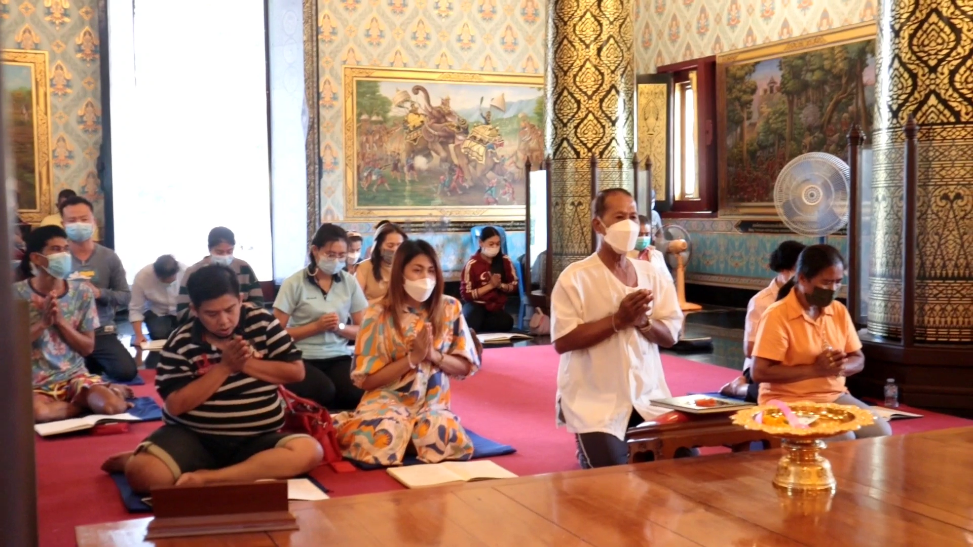 พระสงฆ์พิษณุโลก นำพุทธศาสนิกชน สวดมนต์ถวายพระพรชัยมงคล แด่ เจ้าฟ้าพัชรกิติยาภาฯ  