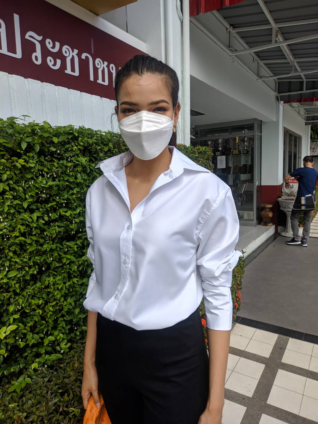 ฟ้าใส ปวีณสุดา เข้าแจ้งความ หลังโดนชาวเน็ตคอมเมนต์หยาบ ฟ้าใส ปวีณสุดา เข้าแจ้งความ หลังโดนชาวเน็ตคอมเมนต์หยาบ