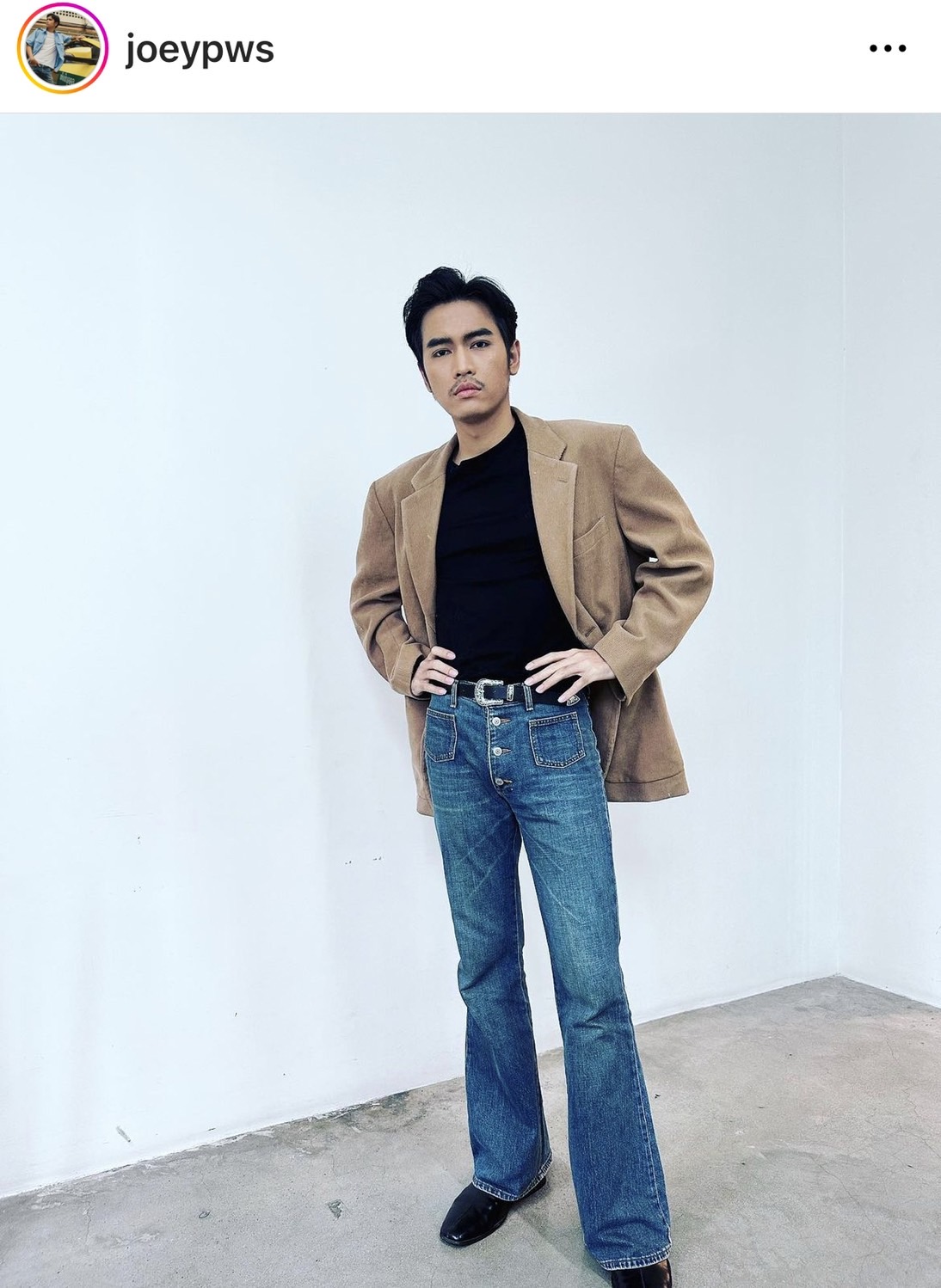 แฟนคลับประทับใจ!!  คุณแม่ โจอี้ ภูวศิษฐ์  โผล่เซอร์ไพรส์กลางเวทีคอนเสิร์ต