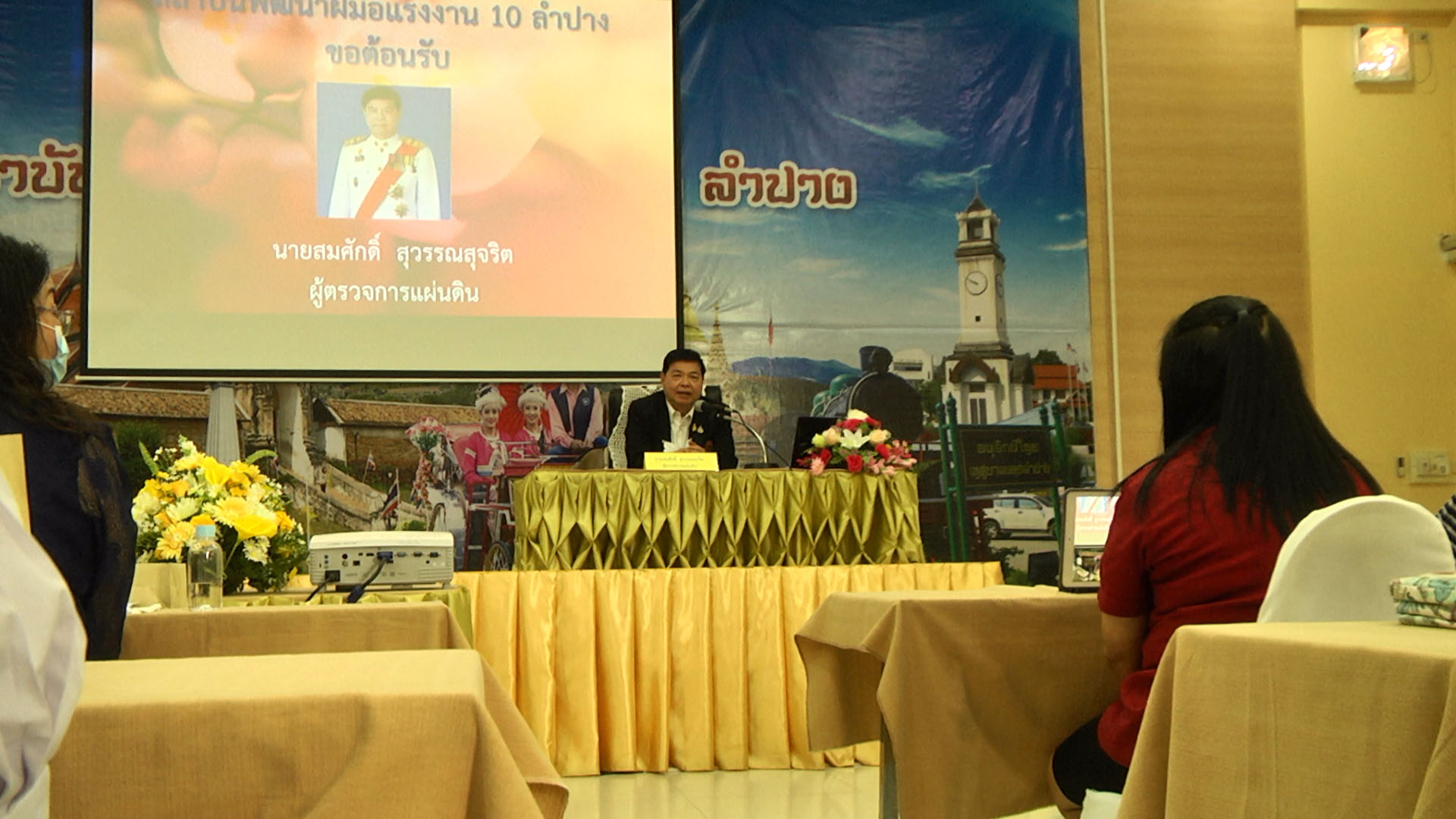 ห่วงอนาคตเด็กไทย! รัฐเพิ่มทักษะด้านอาชีพนักเรียนยากจน ที่ไม่ได้เรียนต่อหลังจบ ม.3 ห่วงอนาคตเด็กไทย! รัฐเพิ่มทักษะด้านอาชีพนักเรียนยากจน ที่ไม่ได้เรียนต่อหลังจบ ม.3