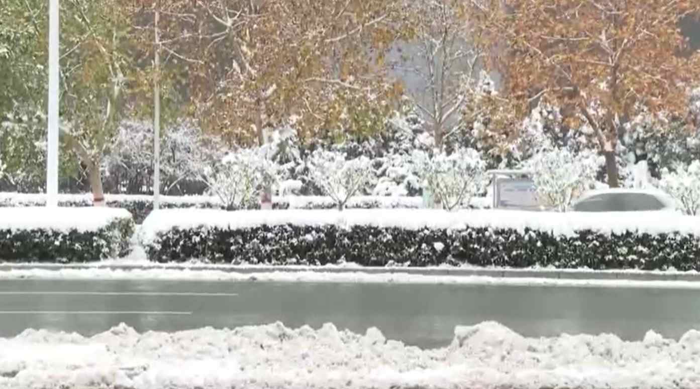 พายุหิมะถล่มจีน ต้องสั่งปิดโรงเรียน - รถไฟกว่า 192 เส้นทางยกเลิกให้บริการ 