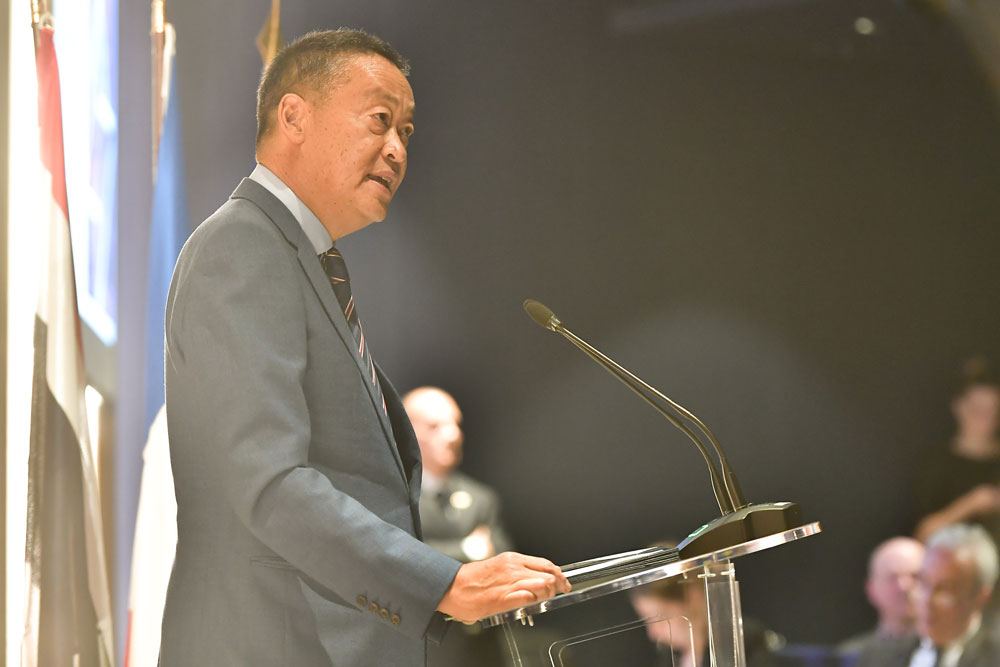 วันแรกในฝรั่งเศส นายกฯ ลุยฟอรั่ม