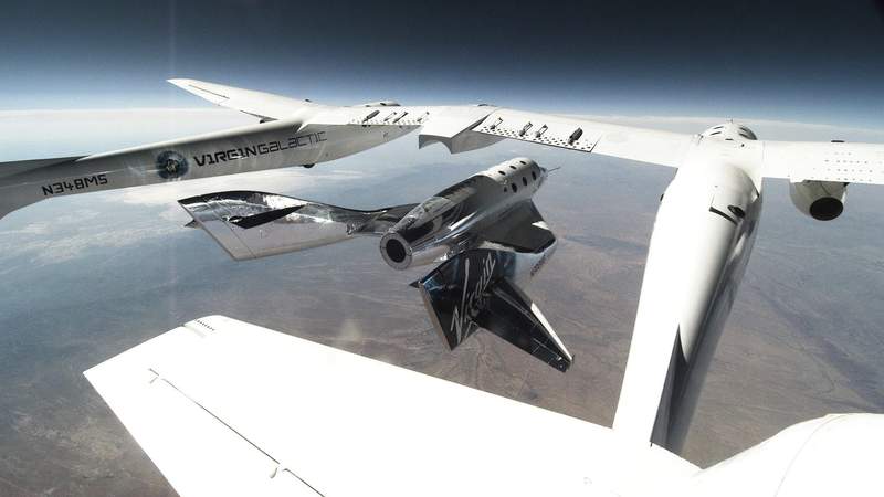 เจ้าของ Virgin Galactic บินสำเร็จ ขิงแรงใส่ Blue Origin!! เจ้าของ Virgin Galactic บินสำเร็จ ขิงแรงใส่ Blue Origin!!