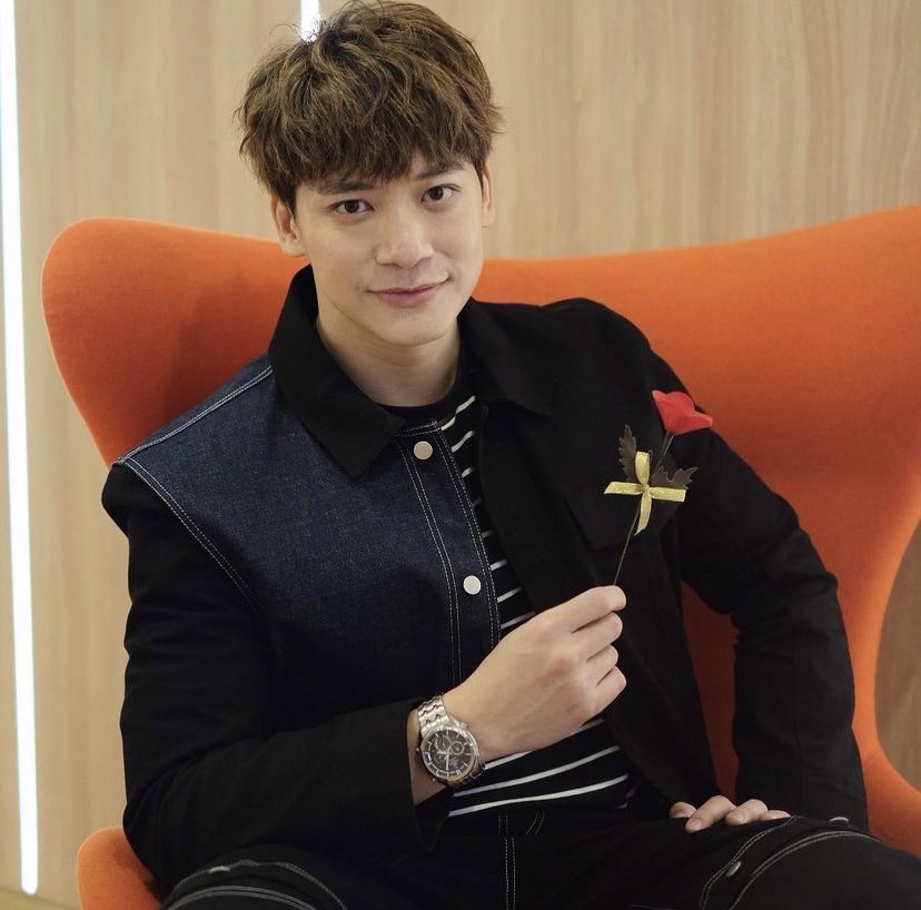 บี้ สุกฤษฎิ์ รอดโควิด-19 หลังกักตัว 14 ตรวจไม่พบเชื้อ หยอดสาวๆ ชวนเที่ยวได้แล้วนะคับ บี้ สุกฤษฎิ์ รอดโควิด-19 หลังกักตัว 14 ตรวจไม่พบเชื้อ หยอดสาวๆ ชวนเที่ยวได้แล้วนะคับ